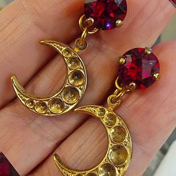 #Sabika Garnet Red Fun Drops With Half-Moon Gold Tone #EarJackets - Picture 1 of 3